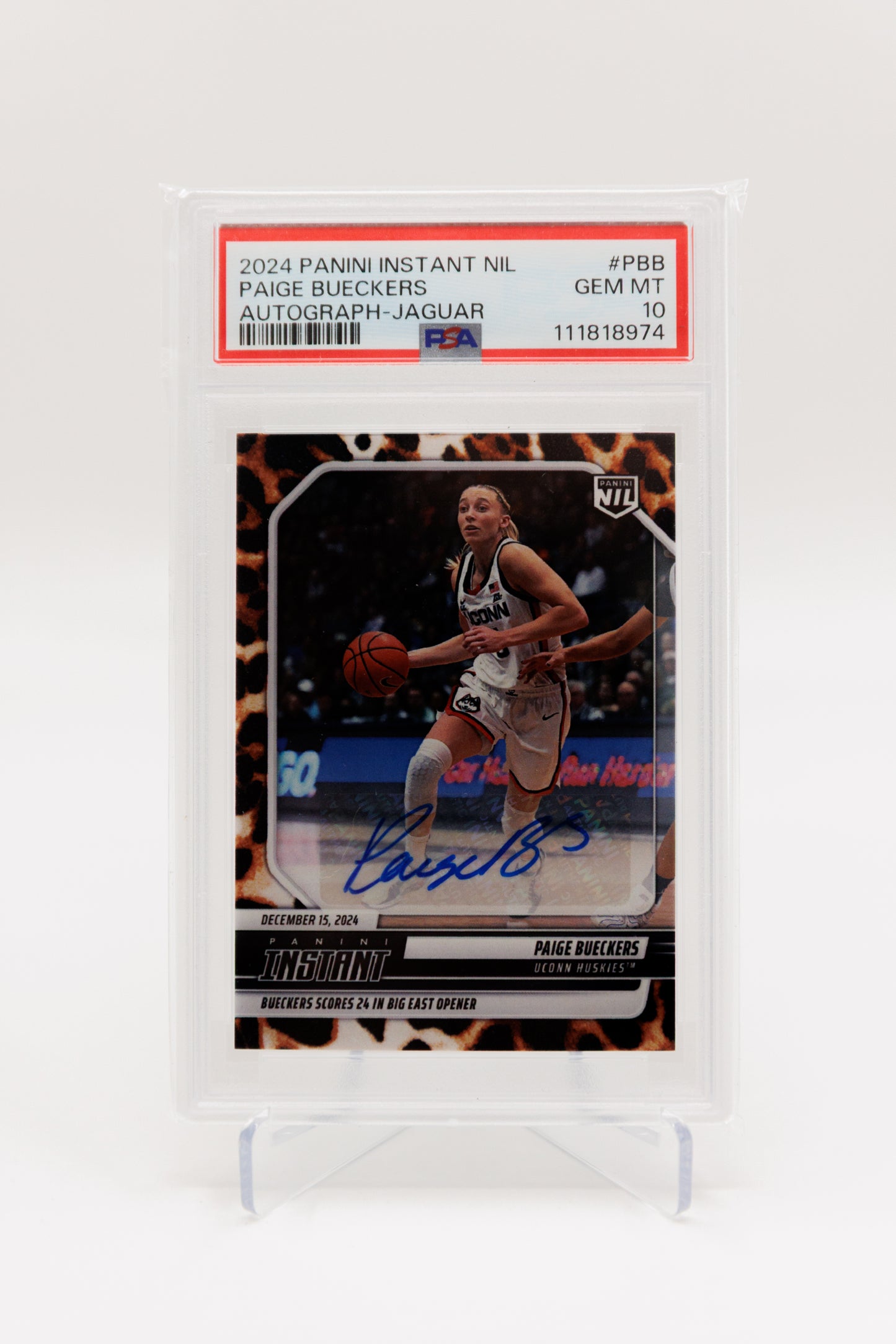 2024 Panini Instant NIL PBB - Paige Bueckers Autograph - Jaguar 8/10 - PSA 10 (Gem Mint)